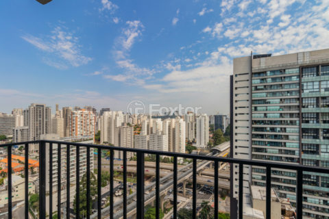 Image 13 - 1034024