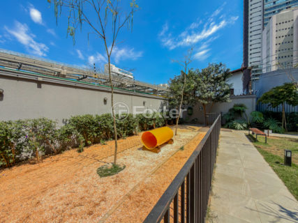 Image 32 - 1034024