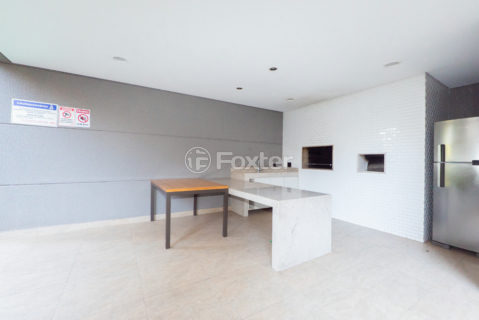 Image 35 - 1034025