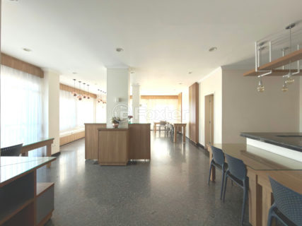 Image 31 - 1034037