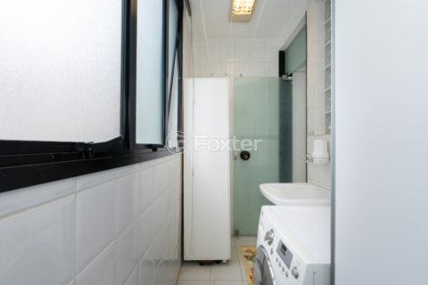 Image 30 - 1034039