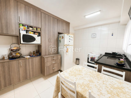 Image 30 - 1034042