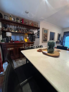 Image 3 - 1034051