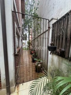 Image 34 - 1034051