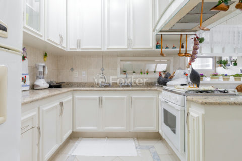 Image 25 - 1034054