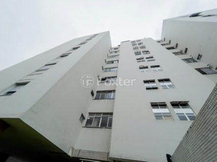 Image 32 - 1034054