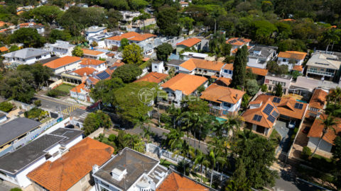 Image 62 - 1034057