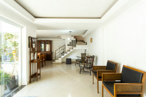 Image 45 - 1034057