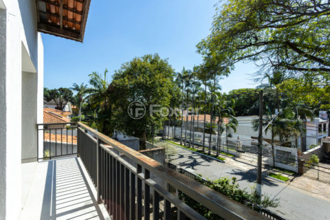 Image 32 - 1034057