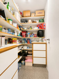 Image 32 - 1034058