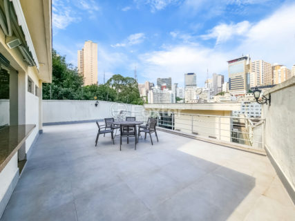 Image 33 - 1034066