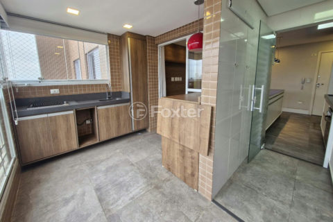Image 5 - 1034068