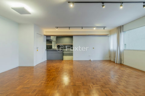 Image 3 - 1034070