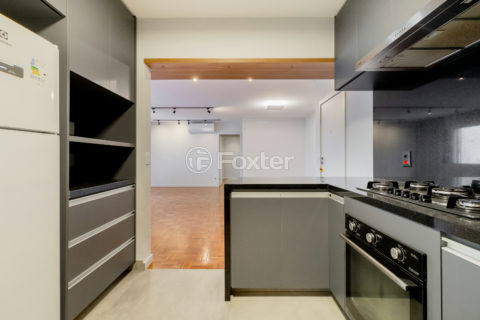 Image 9 - 1034070