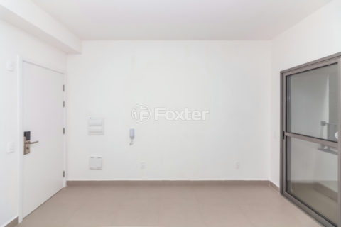 Image 4 - 1034071