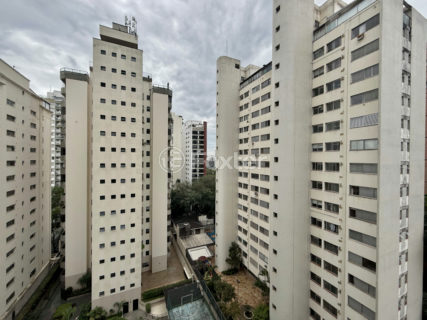 Image 37 - 1034092