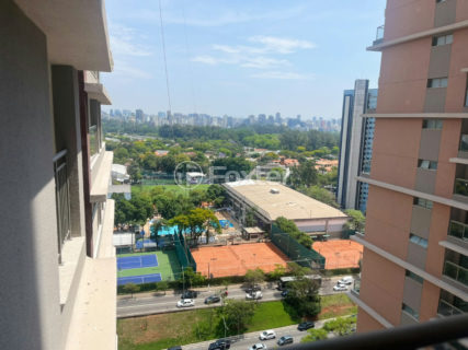 Image 25 - 1034095