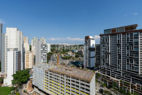 Image 40 - 1034098