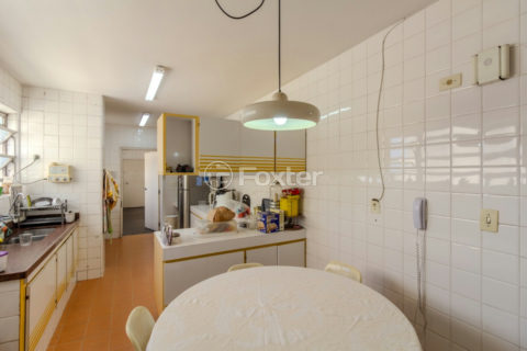 Image 22 - 1034108