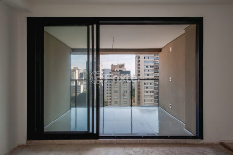 Image 22 - 1034114