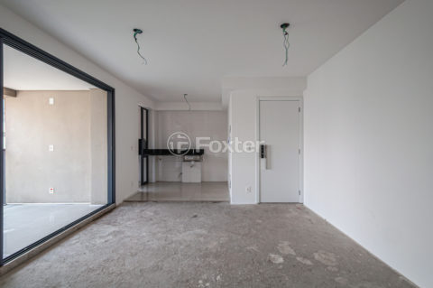 Image 33 - 1034114