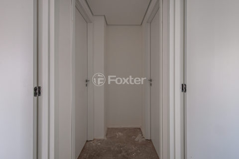 Image 70 - 1034114