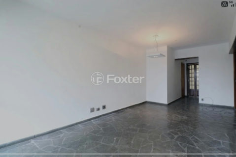 Image 3 - 1034115