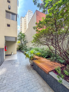 Image 33 - 1034124