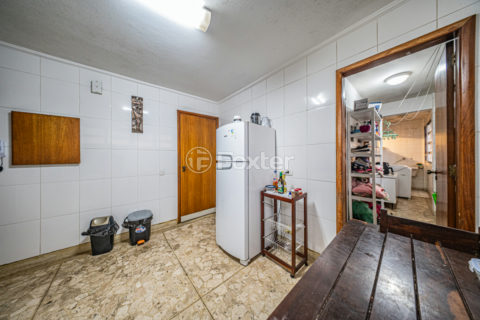 Image 46 - 1034131