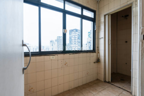 Image 32 - 1034133