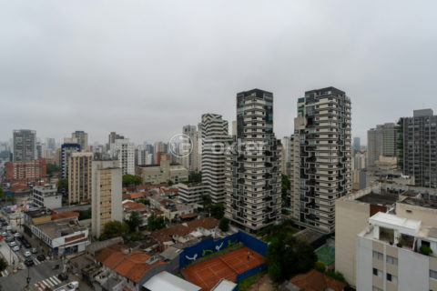 Image 7 - 1034133
