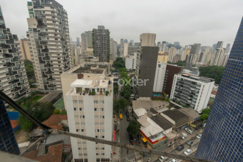 Image 19 - 1034133