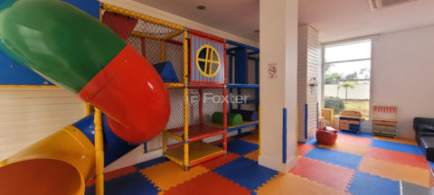 Image 32 - 1034139