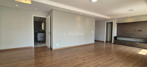 Image 4 - 1034139