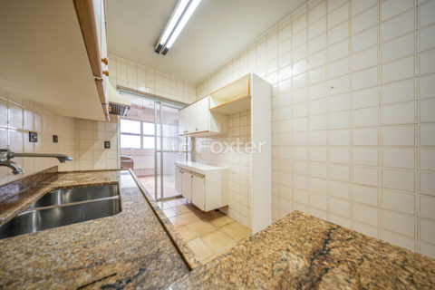 Image 35 - 1034142