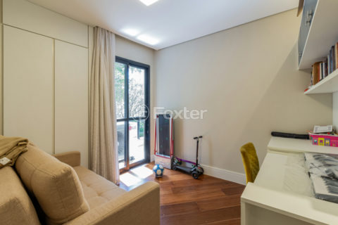 Image 30 - 1034143