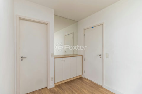 Image 30 - 1034151