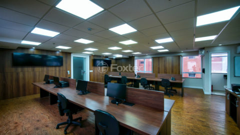 Image 30 - 1034160