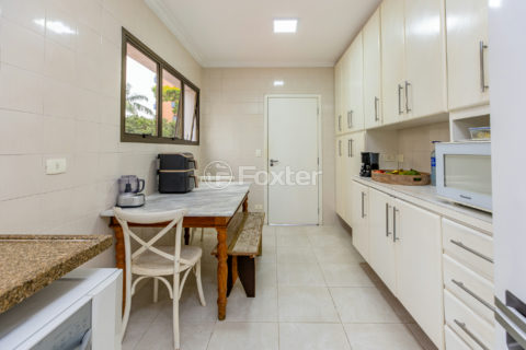 Image 42 - 1034164