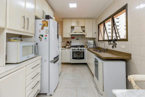 Image 40 - 1034164