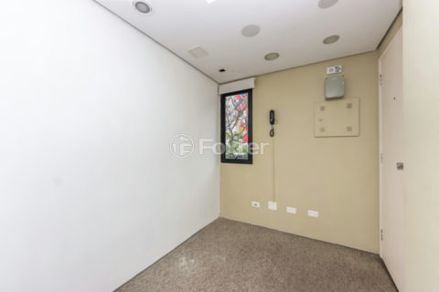 Image 2 - 1034178