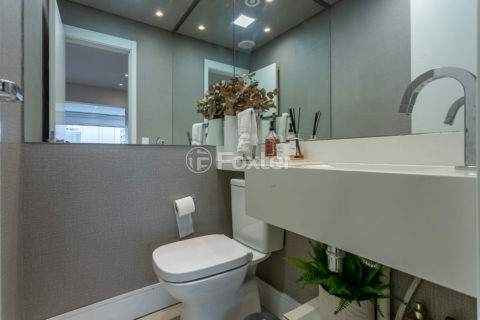 Image 12 - 1034183