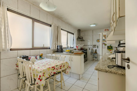 Image 23 - 1034189