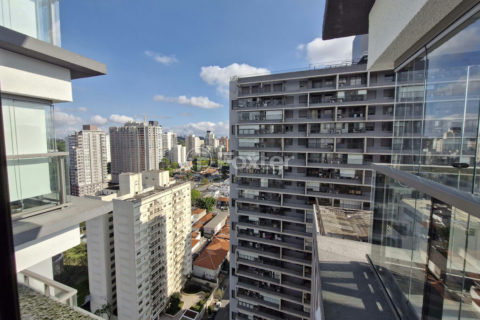 Image 18 - 1034193