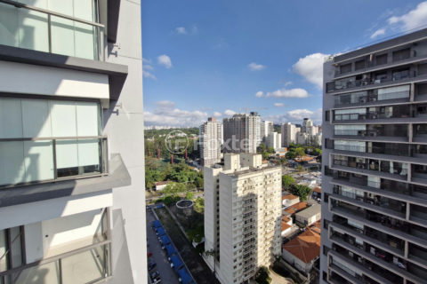 Image 9 - 1034193