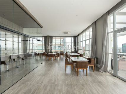 Image 22 - 1034198