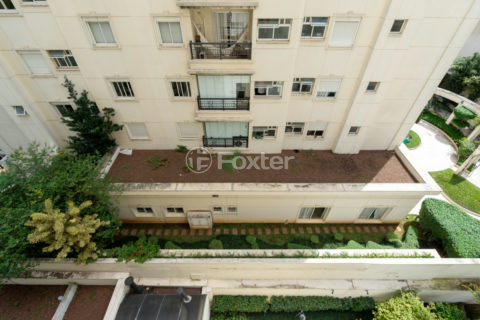 Image 40 - 1034202
