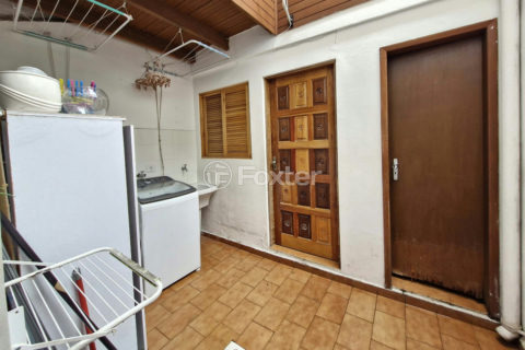 Image 38 - 1034203