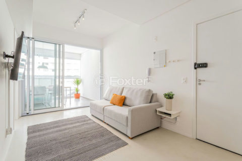 Image 21 - 1034205