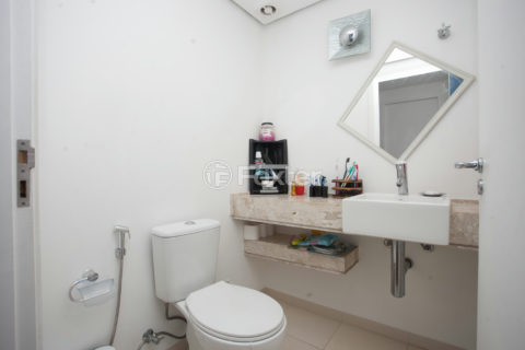 Image 38 - 1034207